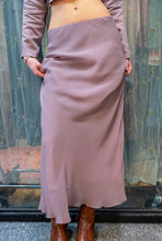 Load image into Gallery viewer, wisteria bias cut maxi skirt